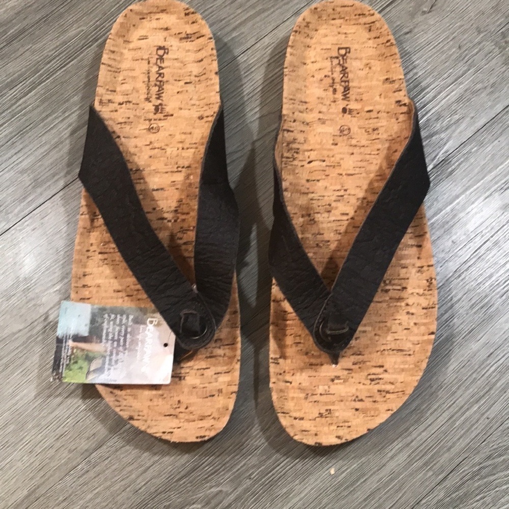 BEARPAW MEN'S VEGAN LEATHER FLIP FLOP SANDAL SHOES SIZE 13. NWT‎